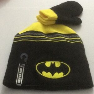 NWOT Batman Hat & Mittens Set Youth Black